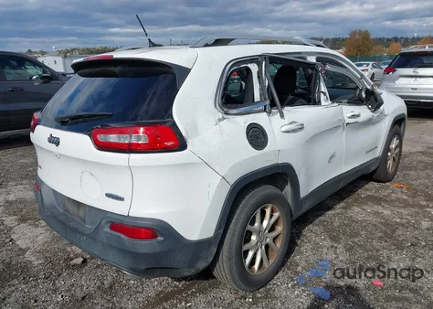 2015 Jeep Cherokee Latitude z USA, uszkodzony, nr VIN 1C4PJMCSXFW610025